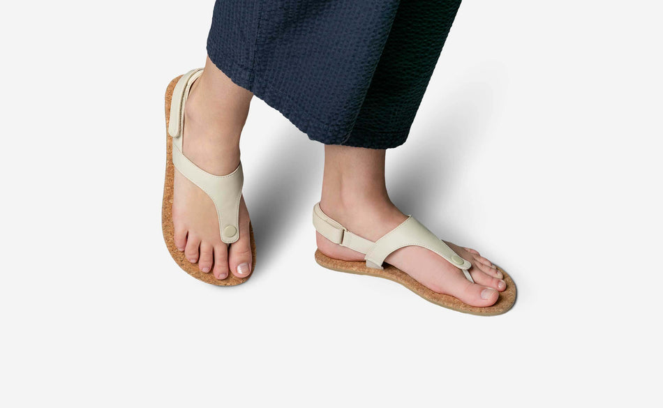 Model, welches den Seaside Bamboo Oat trägt
