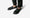 Model, welches den Loafer All Black trägt
